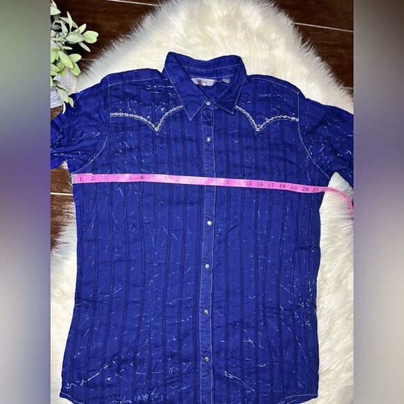 Rock 47 navy blue embroidered/studded button down sz XL - Picture 6 of 7